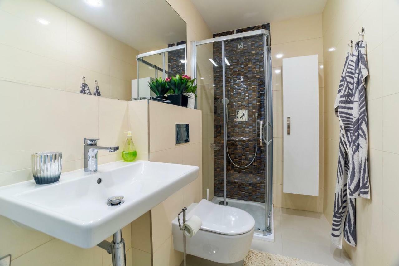 Ines Apartment ปราก ภายนอก รูปภาพ