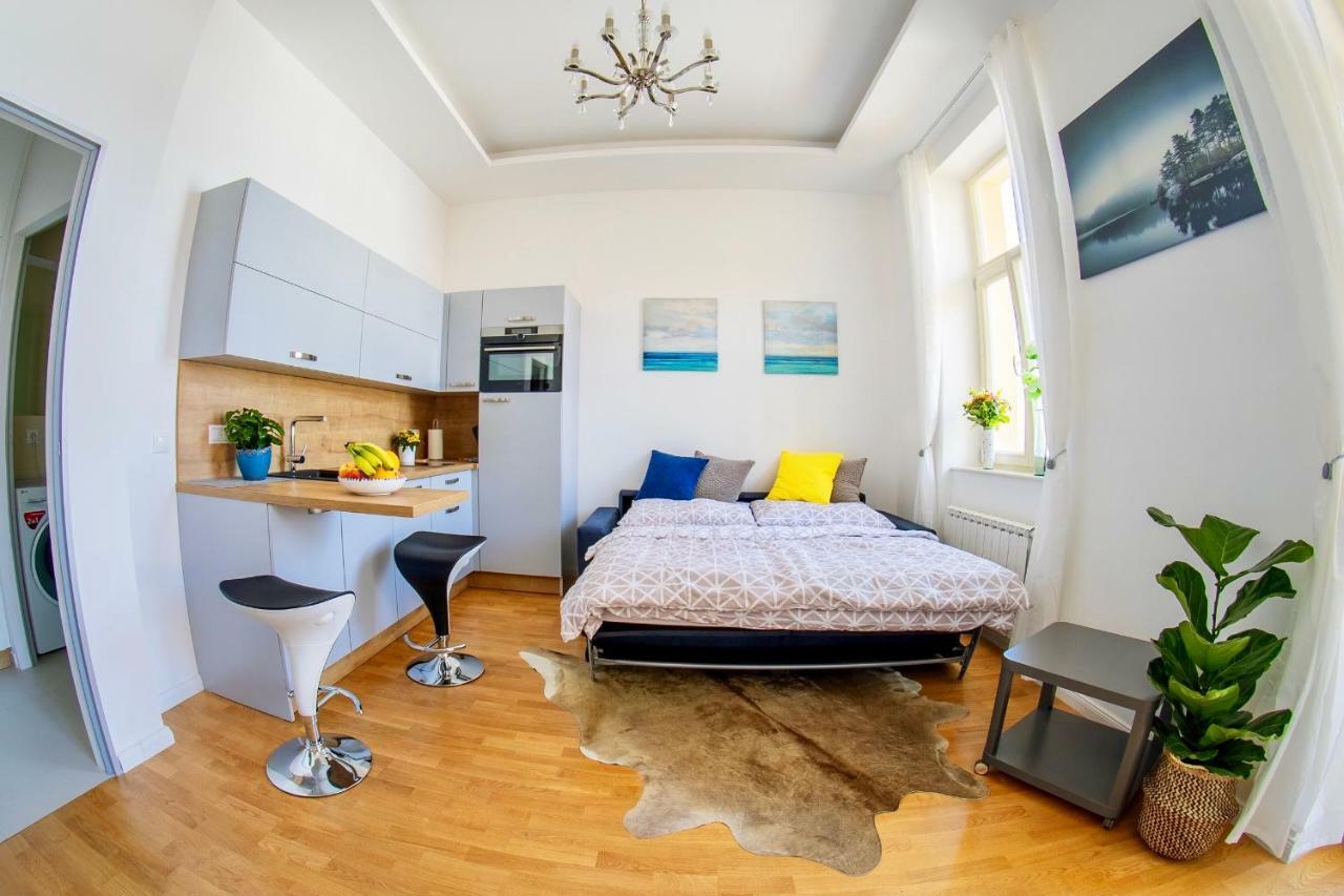 Ines Apartment ปราก ภายนอก รูปภาพ